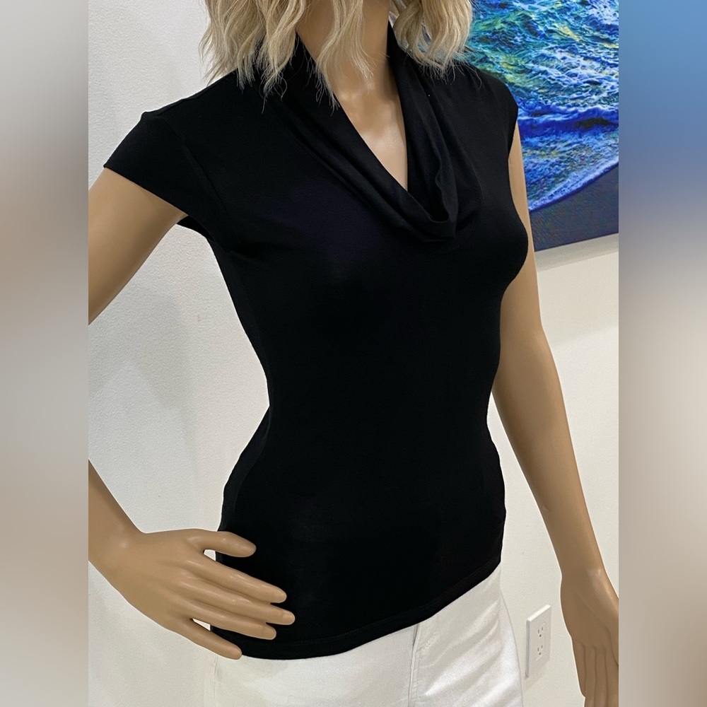 Pretty BCBGMAXAZRIA  Comfy Black Top with Small Cowl Neck, XS/S